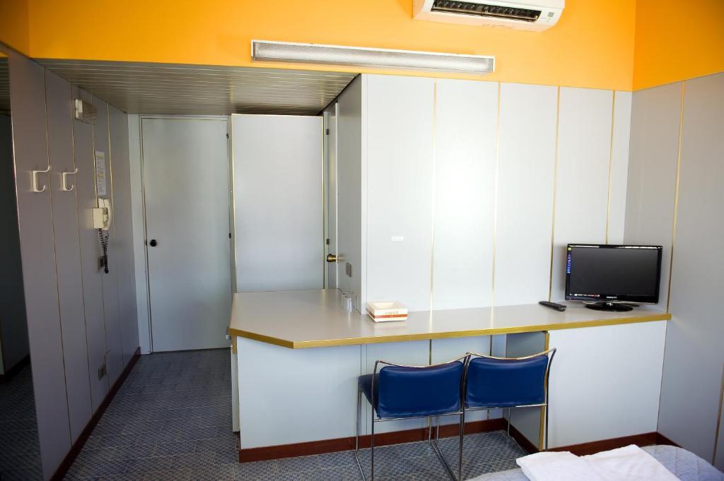 Hotel Maria Luisago Kamer foto