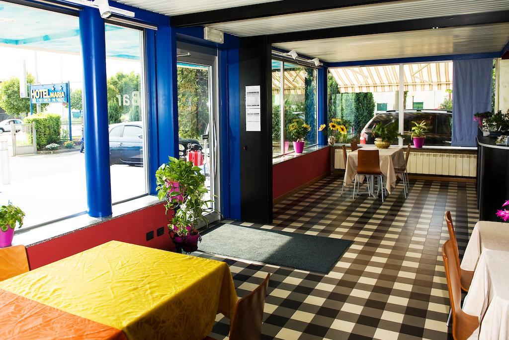 Hotel Maria Luisago Buitenkant foto